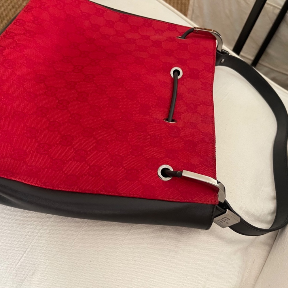 Gucci Authentic Monogram Drawstring Shoulder Bag - image 5